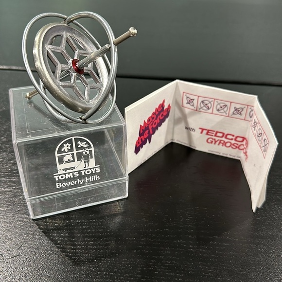 Vintage Master the Forces Tedco Gyroscope Spinning Toy - Picture 2 of 7
